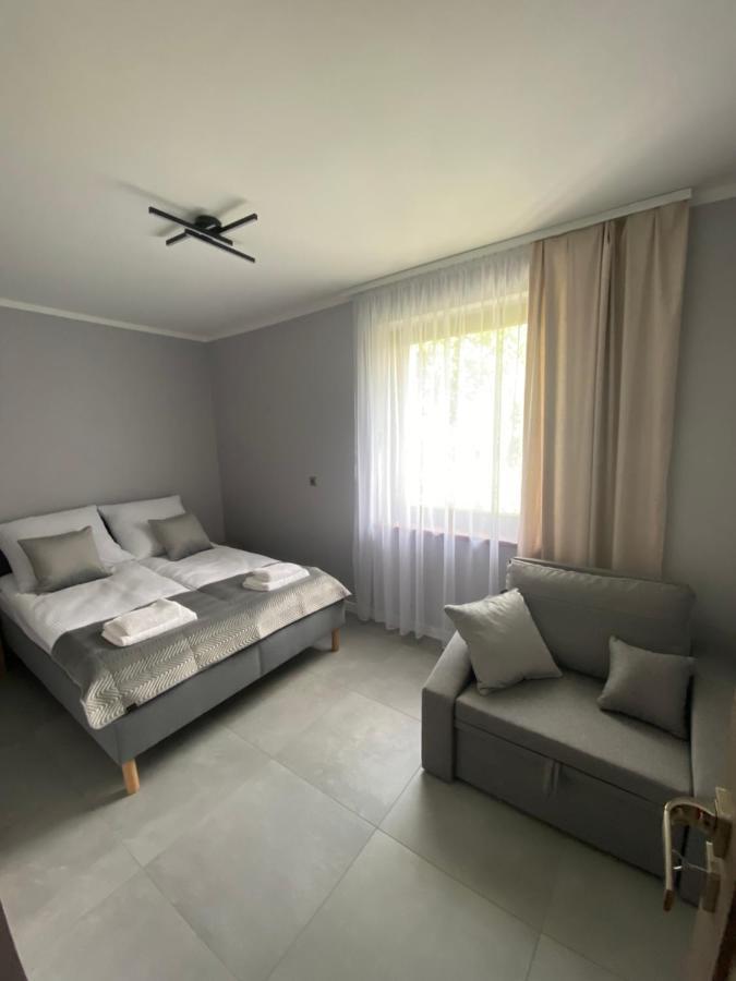 Energylandia Zator Noclegi Apartament Pokoje Do Wynajecia Polanka Wielka Exterior photo